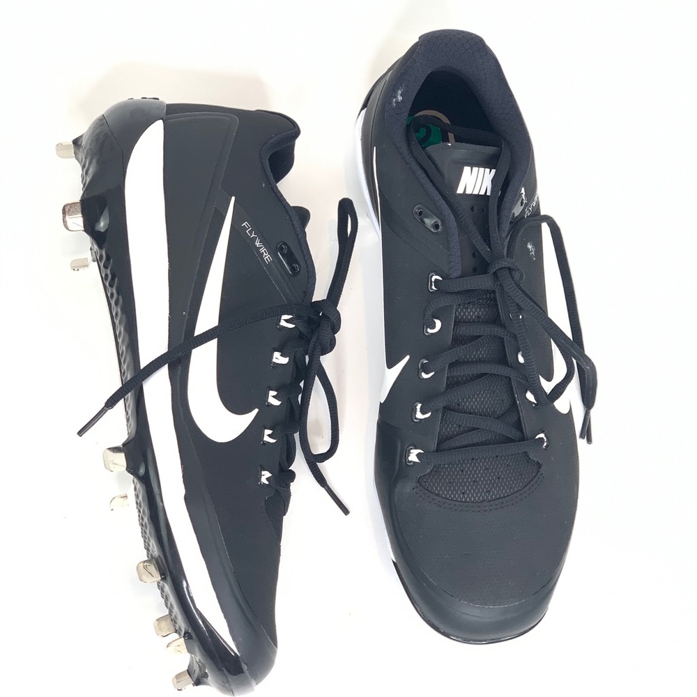 NIKE FLY WIRE SHOES